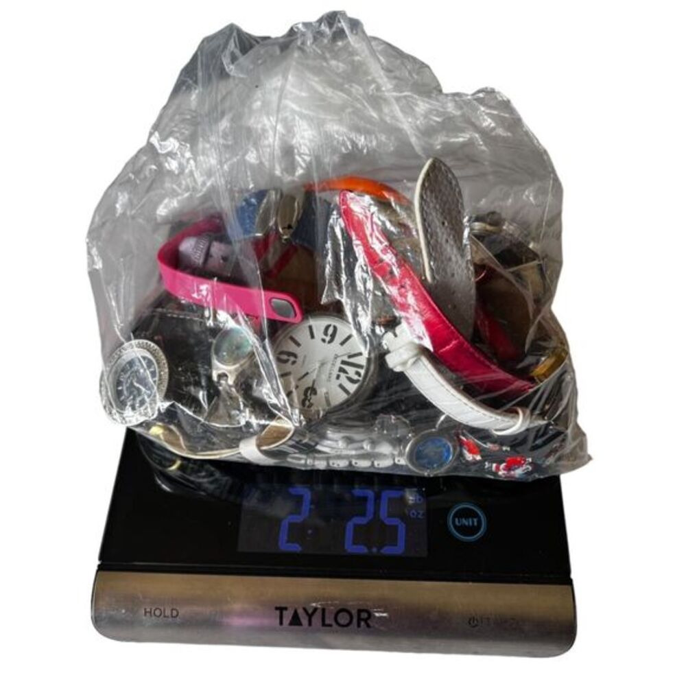 2 POUNDS Broken / Damaged WATCHES Lot /‎ Repair Parts / Junk / Pre-Owned Watches